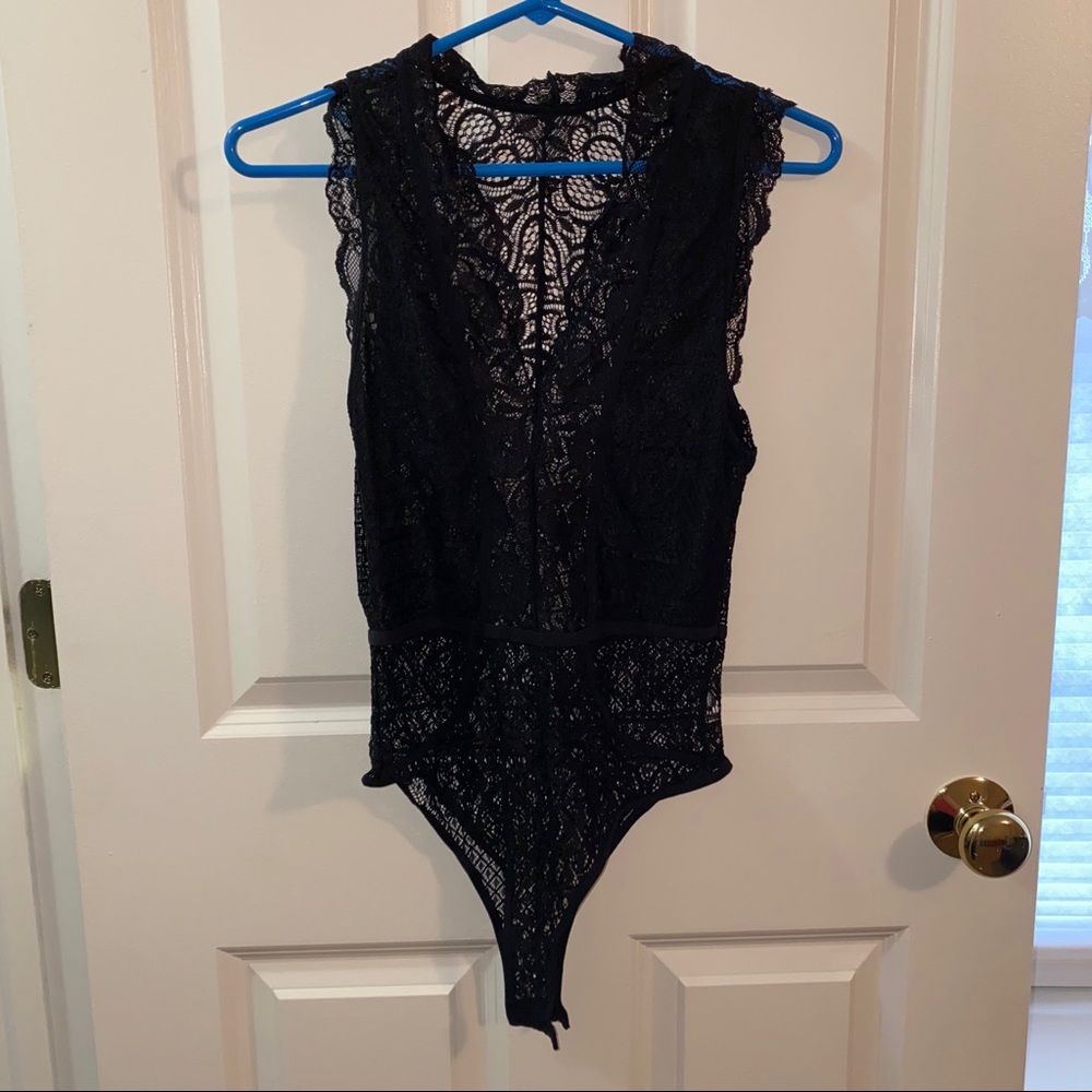 Lace body suit